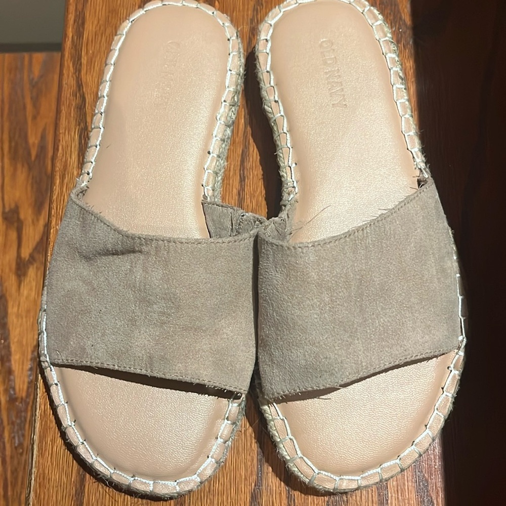 Faux suede summer slides!